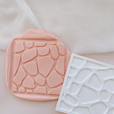 Giraffe pattern plate debosser