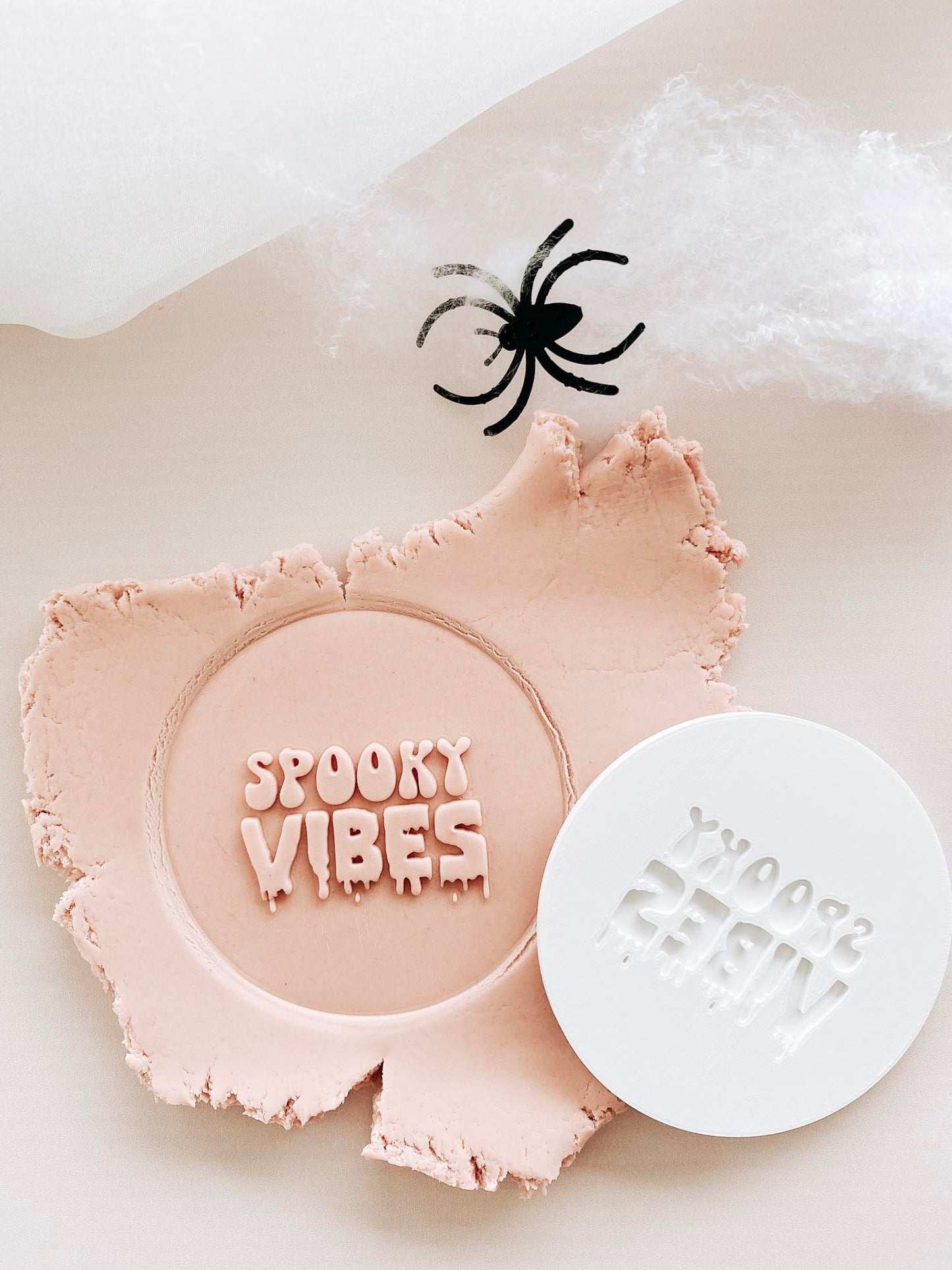 Spooky vibes set of 2 stamp and cutter