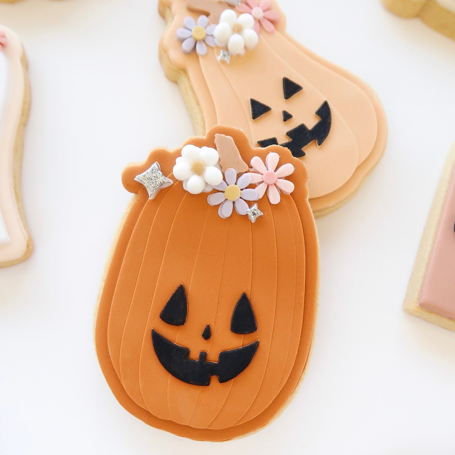 Tall groovy Jack o’ lantern debosser and cutter