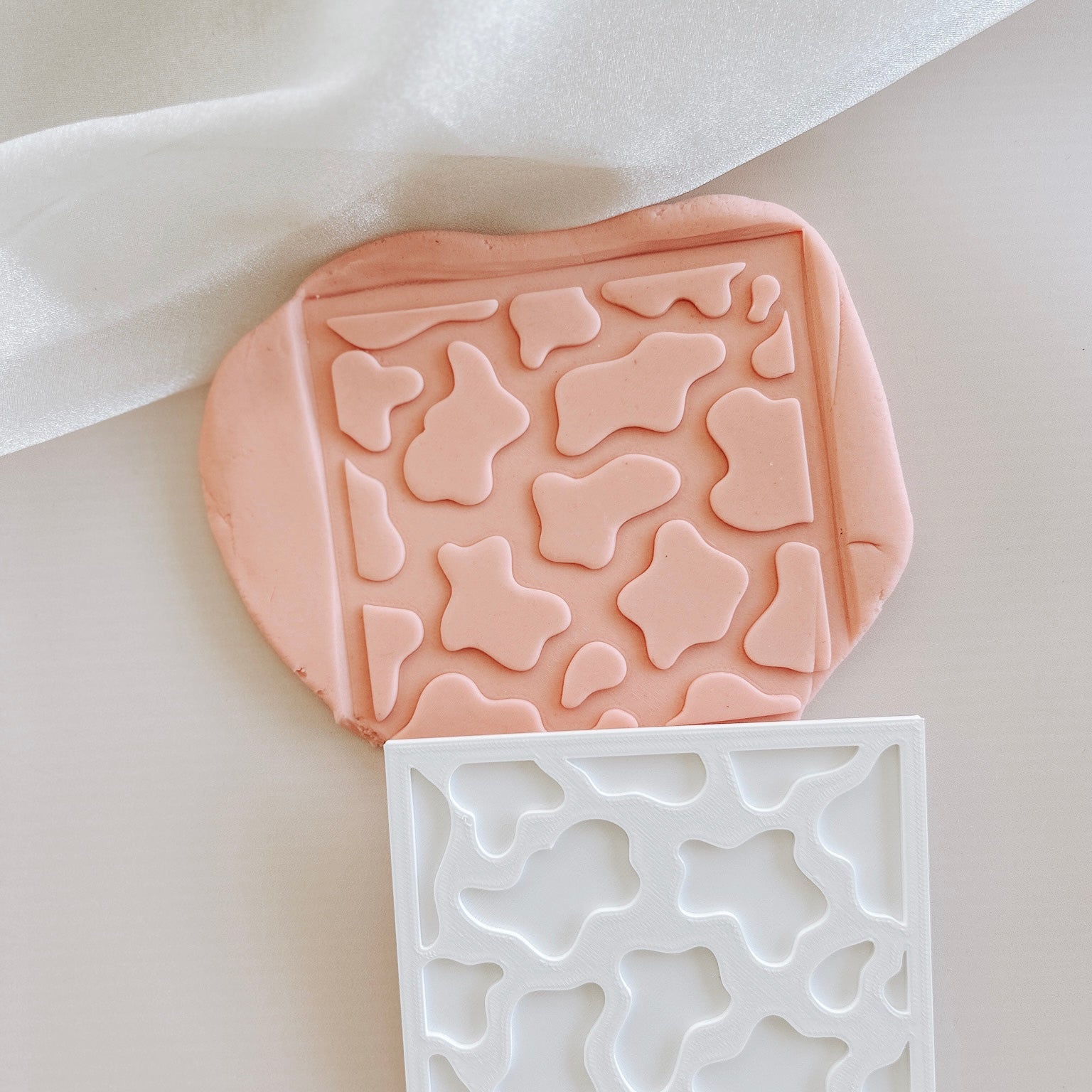 Cow pattern plate debosser