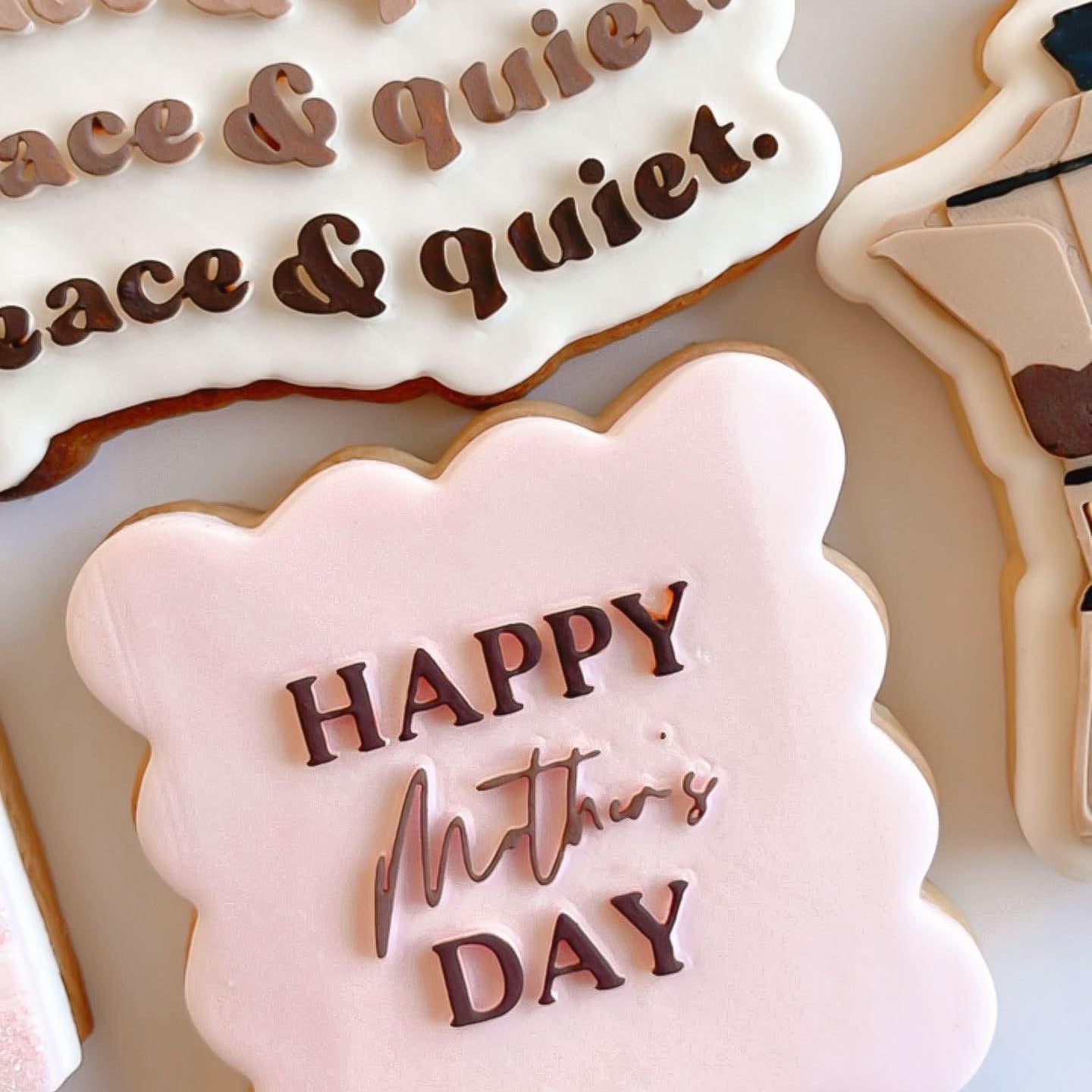 Happy Mother’s Day font debosser plate on rectangular base