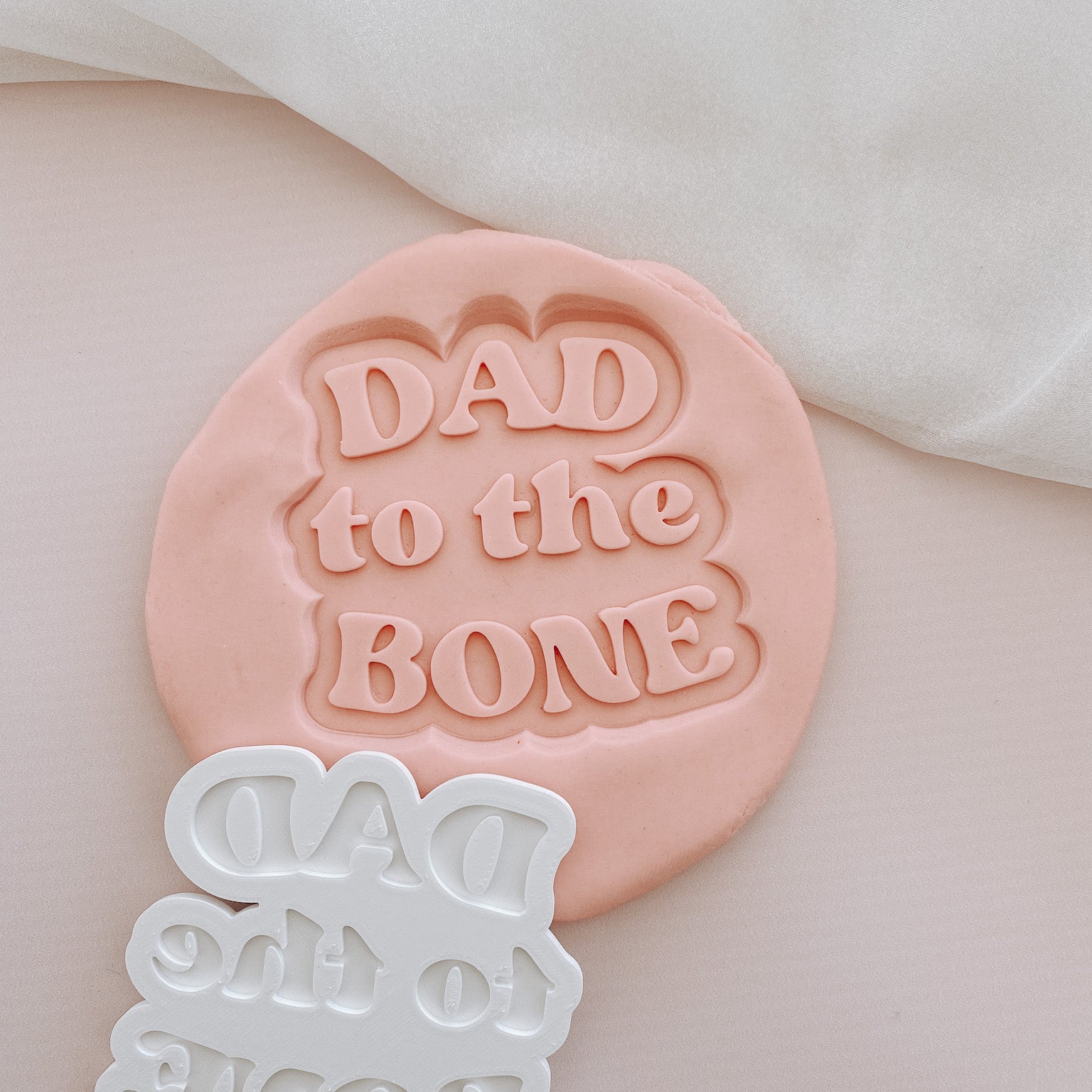 Dad to the bone debosser and cutter