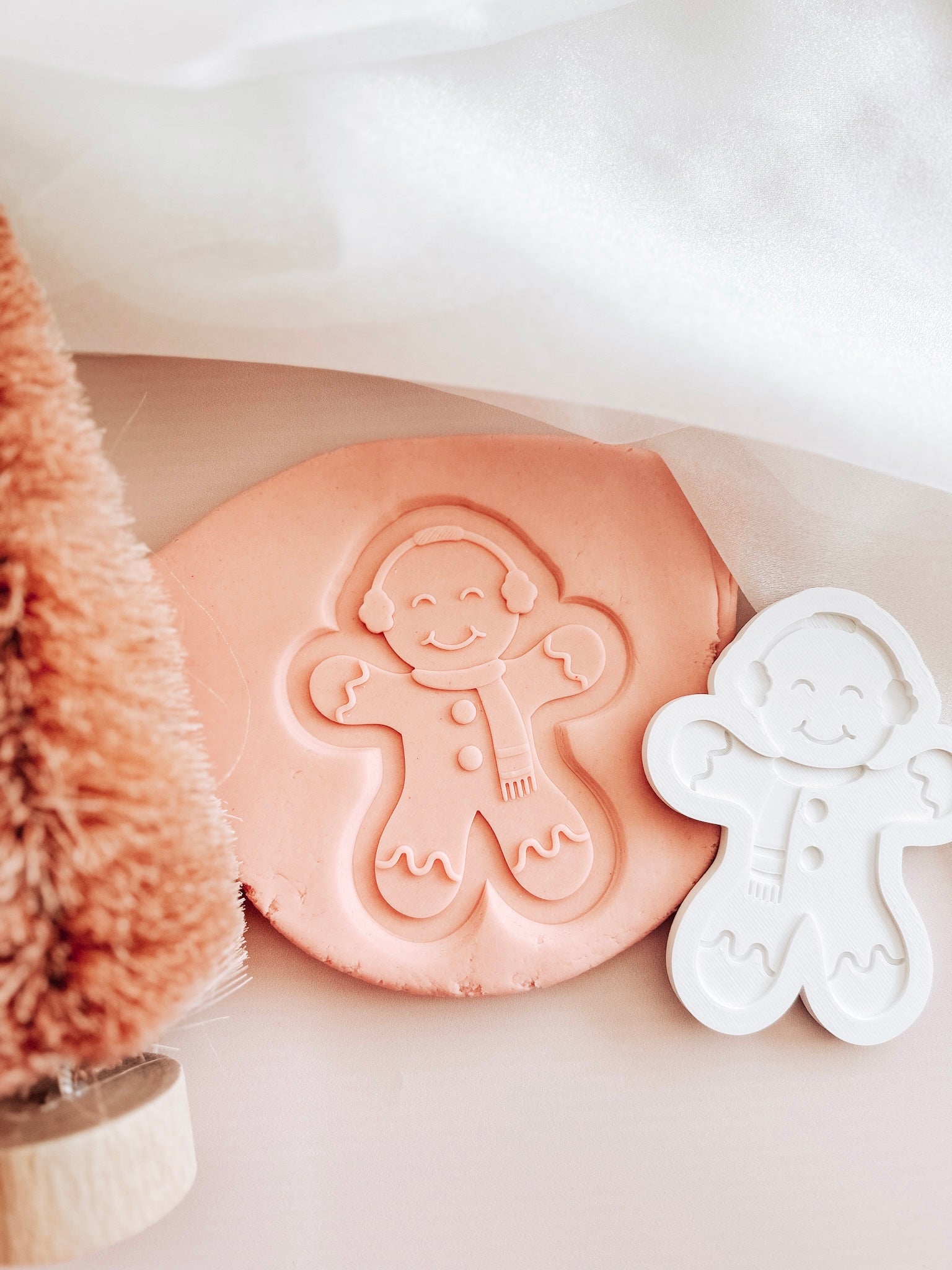 Gingerbread man debosser and cutter– Boss Embossers