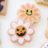 Wide smile pumpkin Halloween floral debosser and cutter