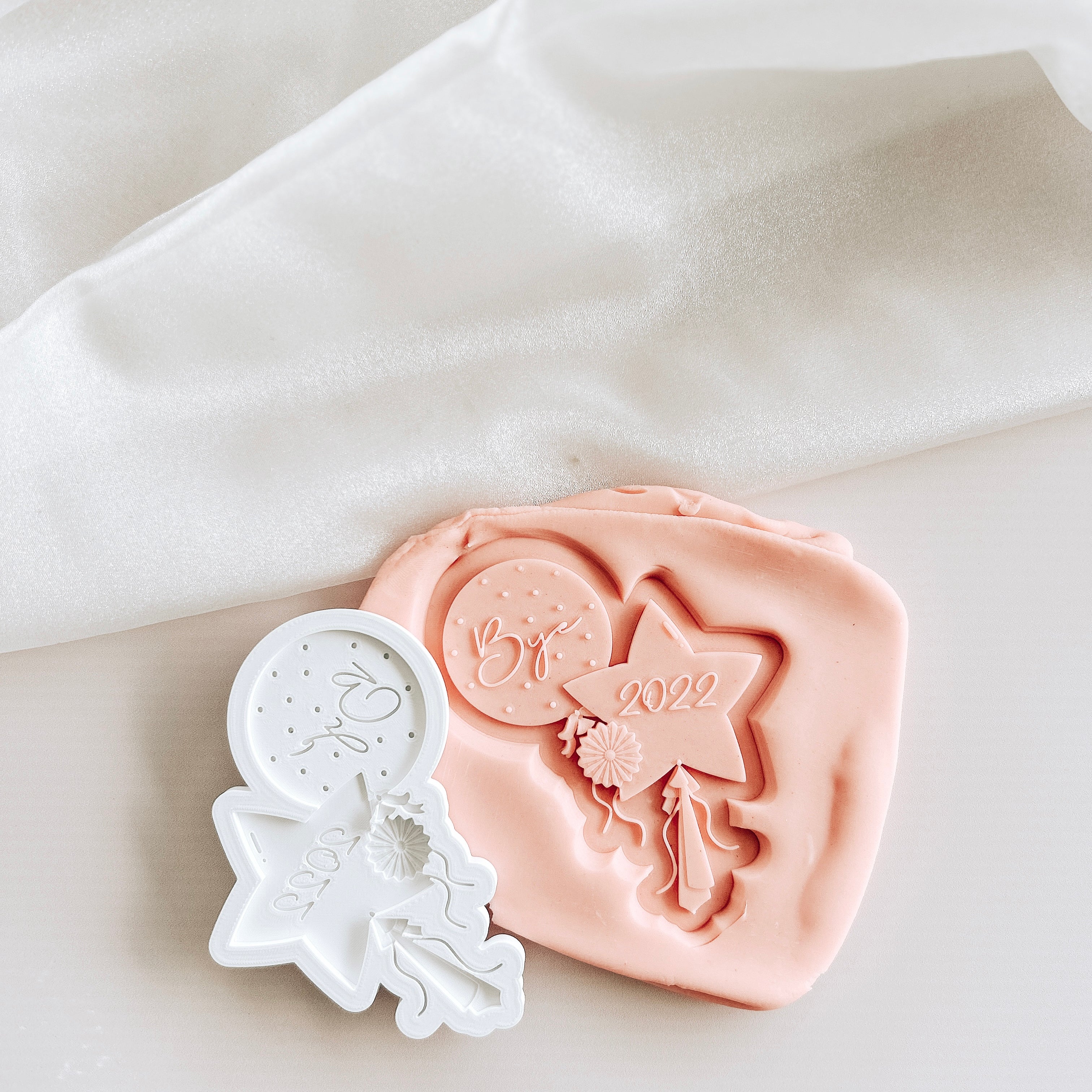 Bye 20___ debosser and cutter