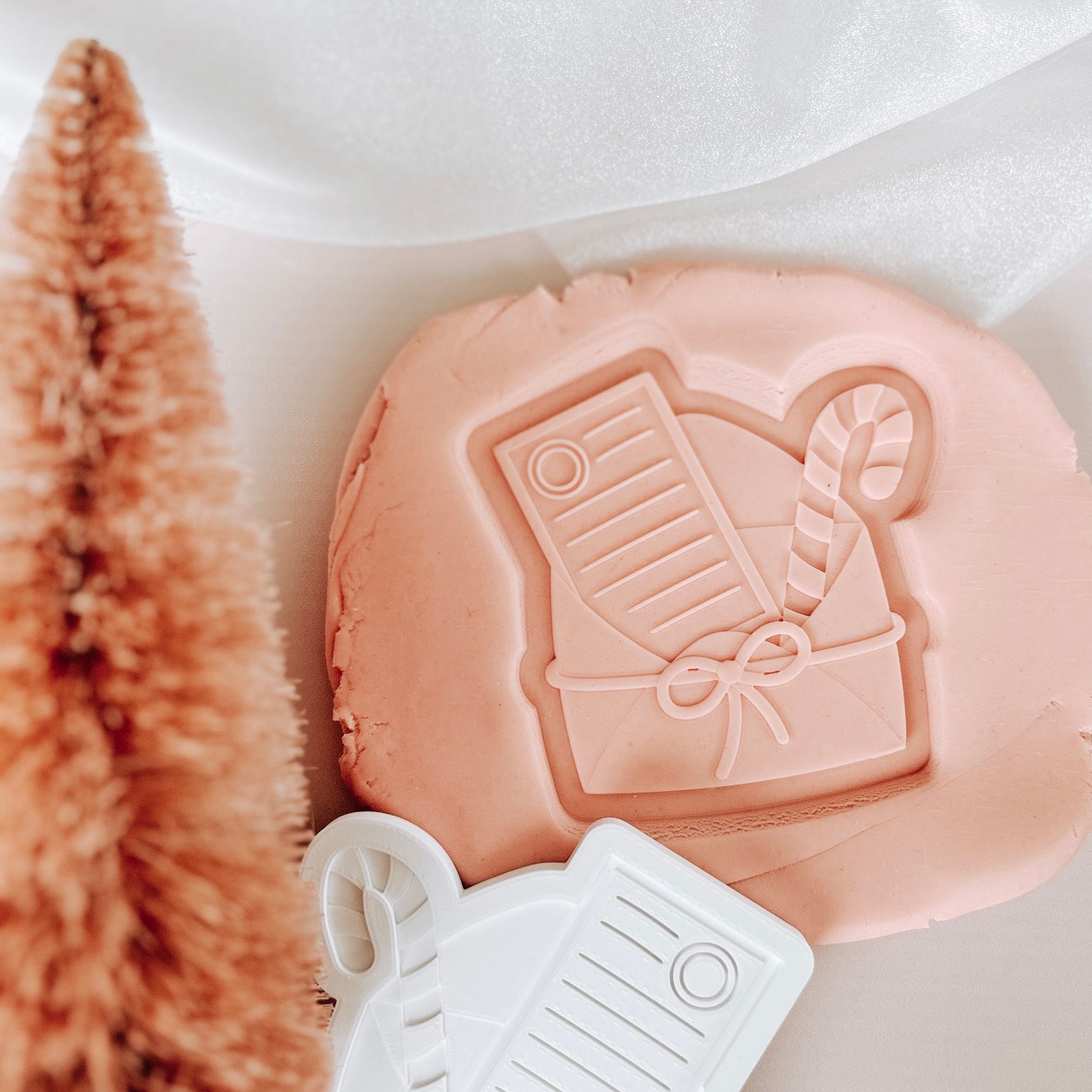 Cute letter to Santa envelope debosser and cutter