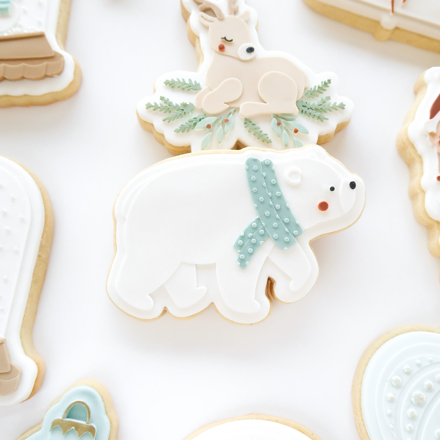 Scandi Polar bear in scarf stamp and cutter