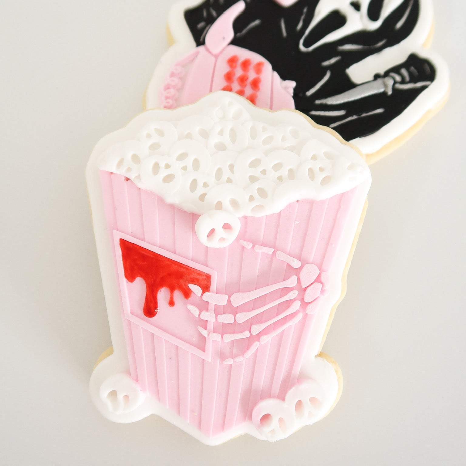 Skull popcorn debosser and cutter