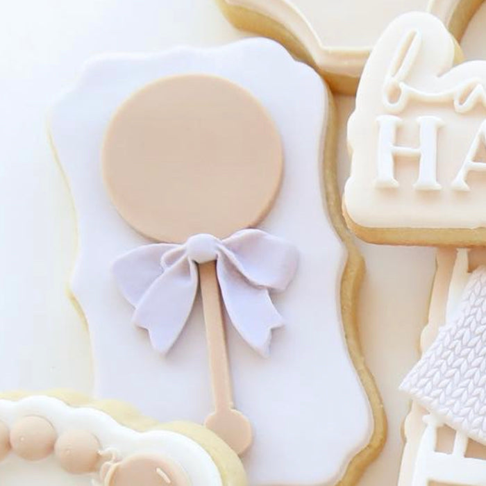 Simple rattle plate debosser