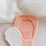 Bread basket debosser and cutter