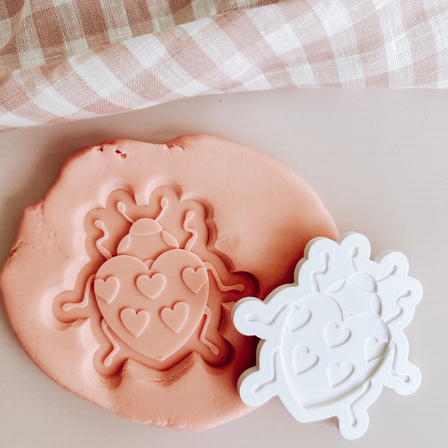 Love bug standard size set of 2 debossers and cutter