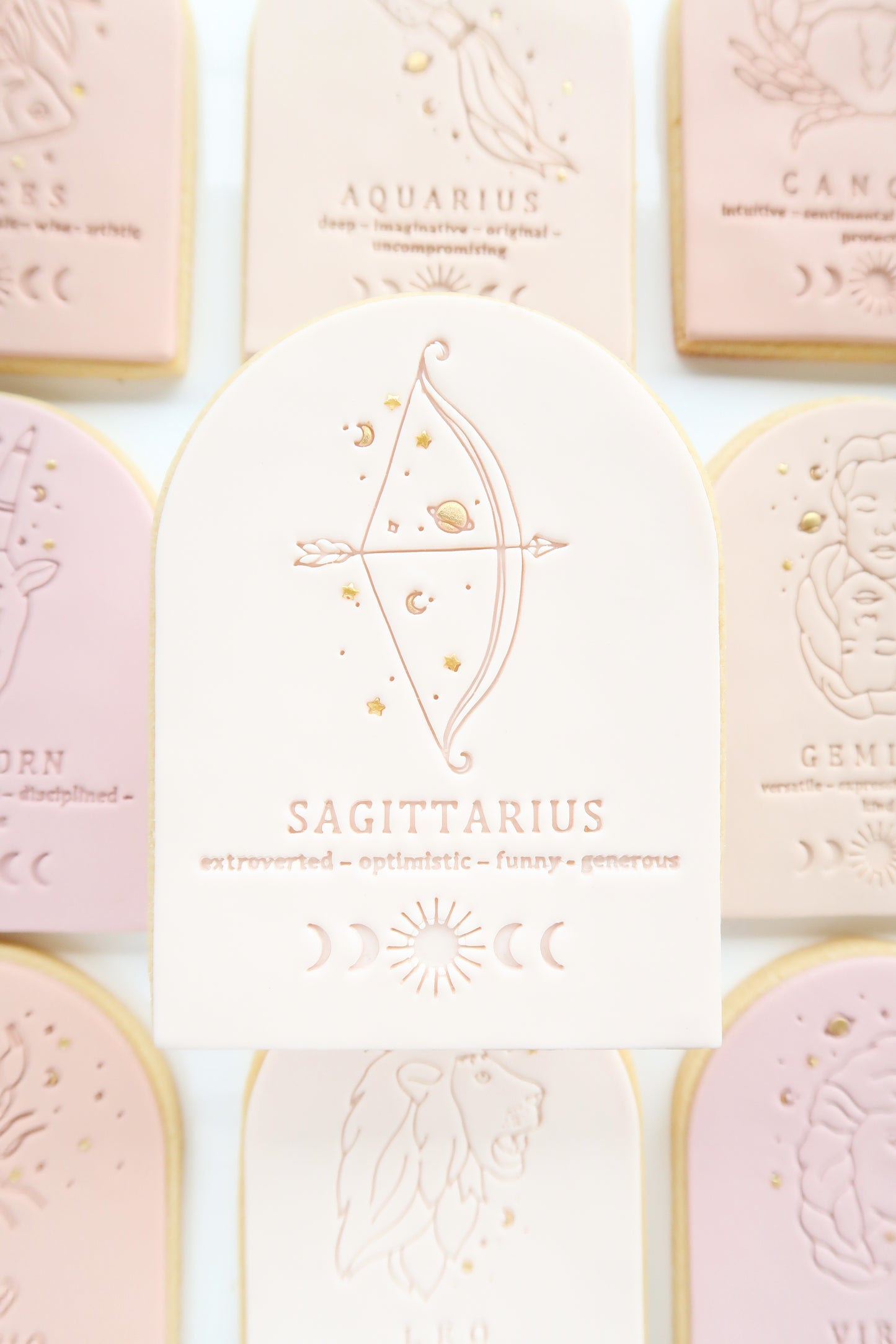 Star Sign Arch - SAGITTARIUS