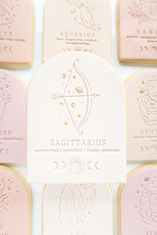 Star Sign Arch - SAGITTARIUS