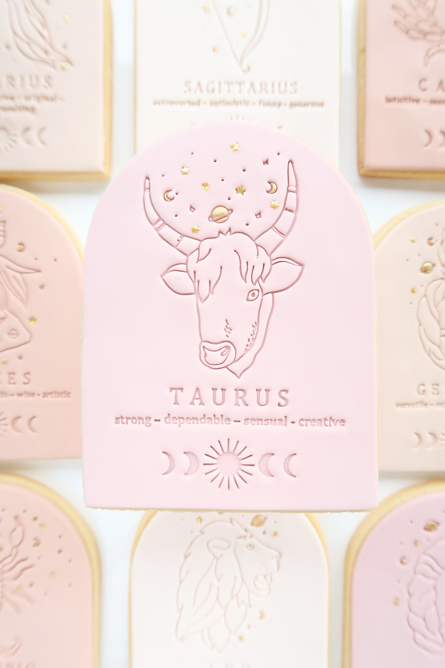 Star Sign Arch - TAURUS