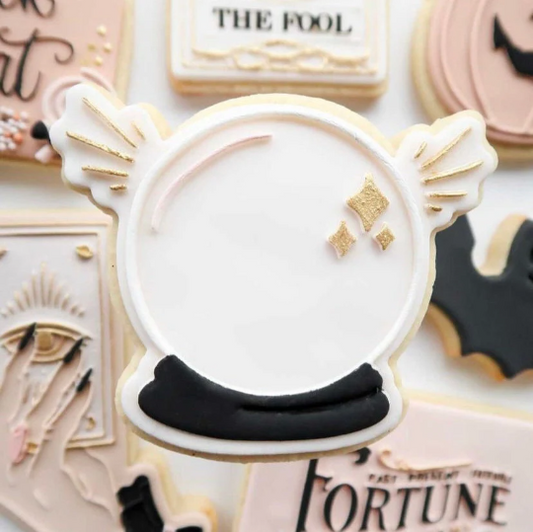 Crystal ball cookie stamp and cutter