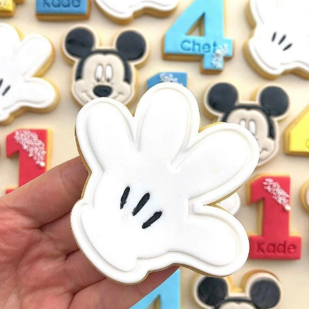 Mouse glove Stamp and cutter