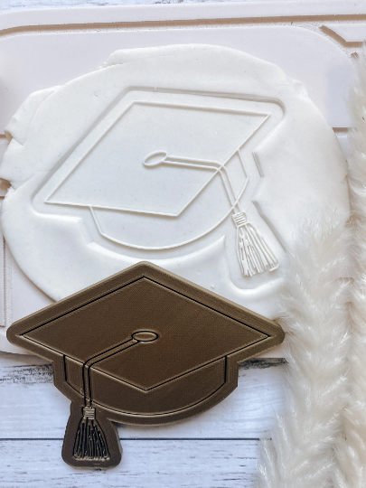 Graduation cap stamp and cutter– Boss Embossers