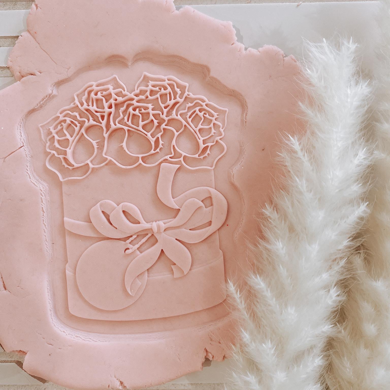 Hat Box Roses