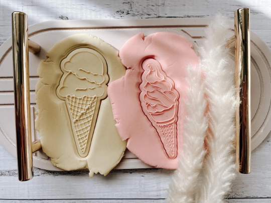 Icecream scoop OR soft serve stamp and cutter