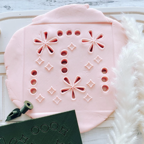Broderie Lace Pattern Cookie Stamp and Mini cutters