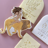 Zodiac woman - LEO