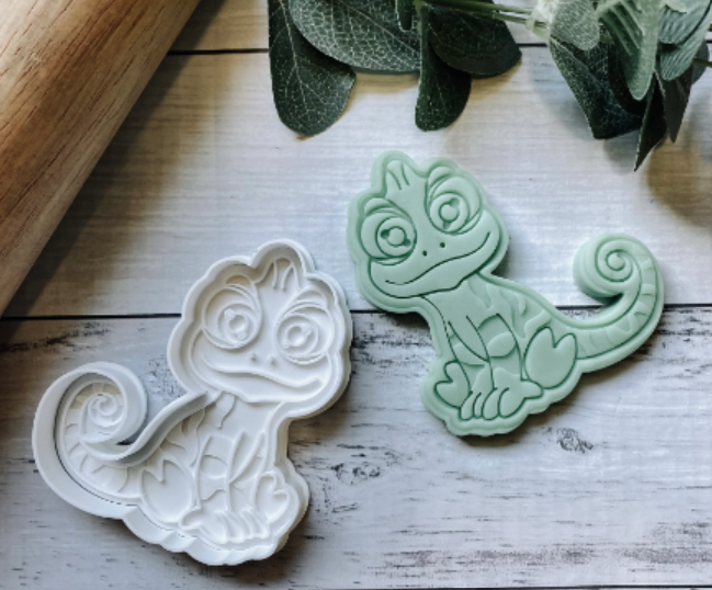 Lizard Chameleon Cookie Stamp and Cutter