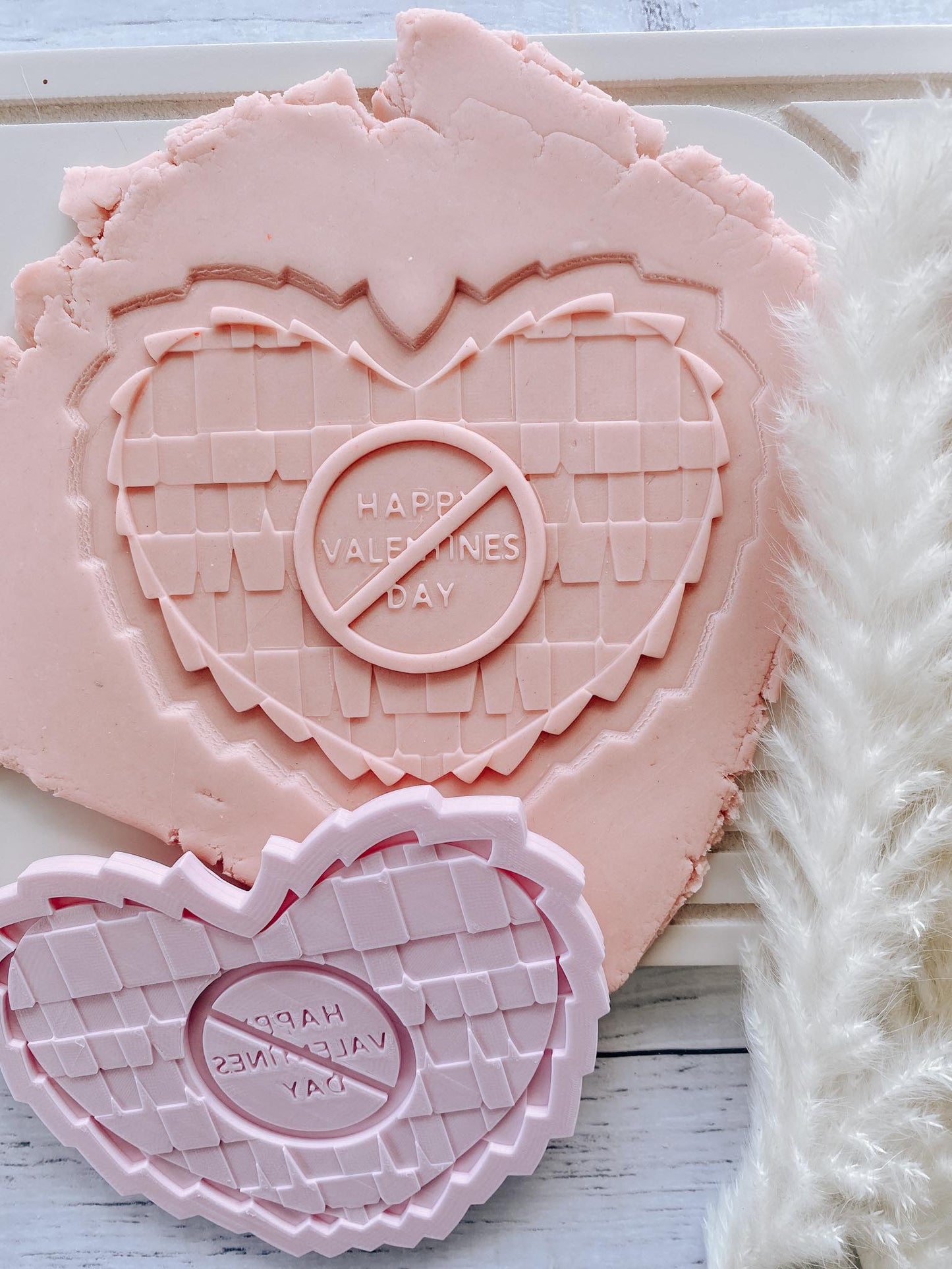 Anti Valentine's Day Piñata- XL stamp and cutter